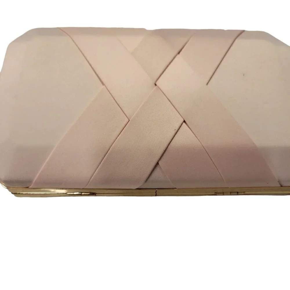 WOMEN'S INC Clutch Purse.  New With Tags $79